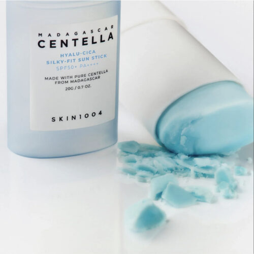 [Skin1004] Madagascar Centella Hyalu Cica Silky Fit Sun Stick - Imagen 4